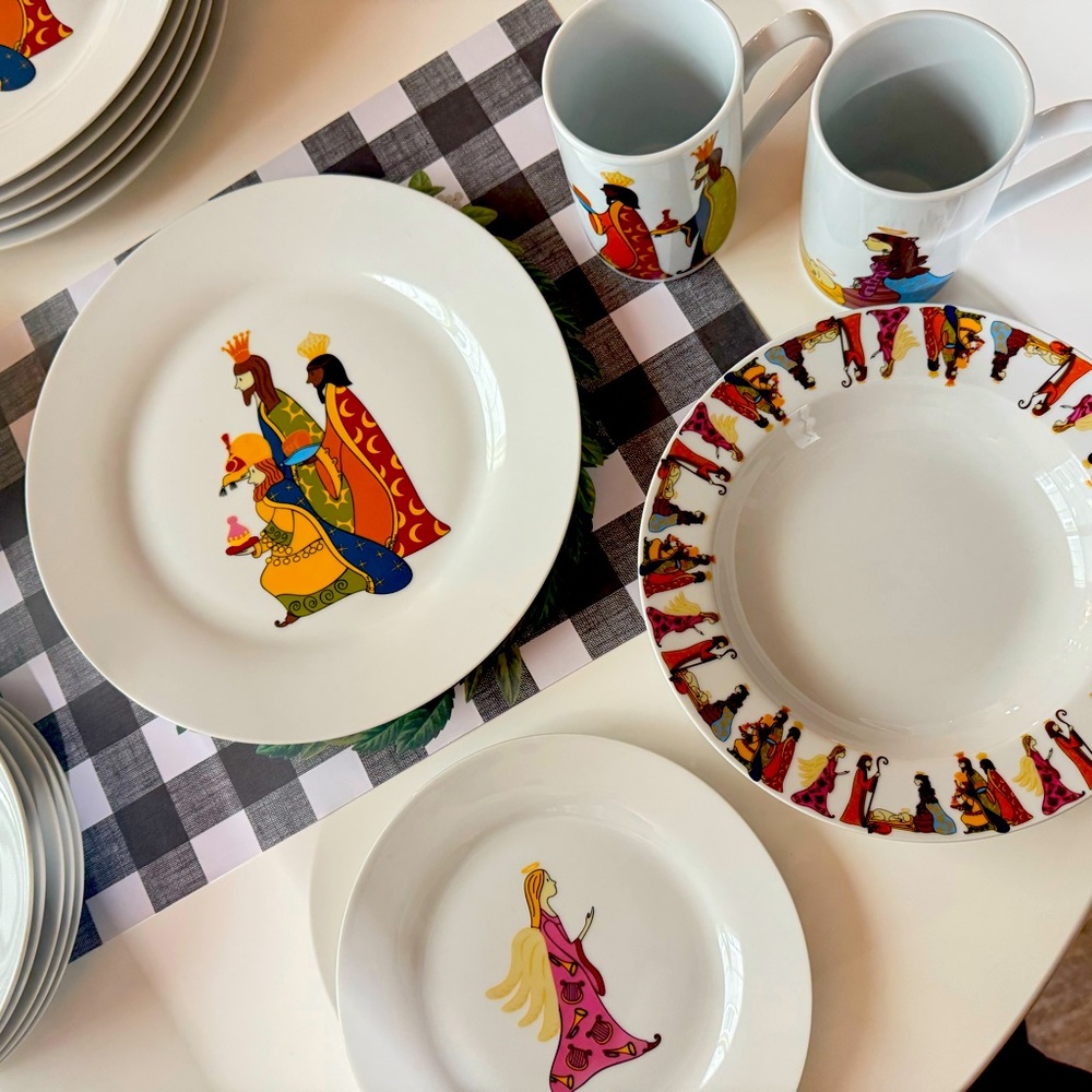 Christmas Nativity Dinnerware